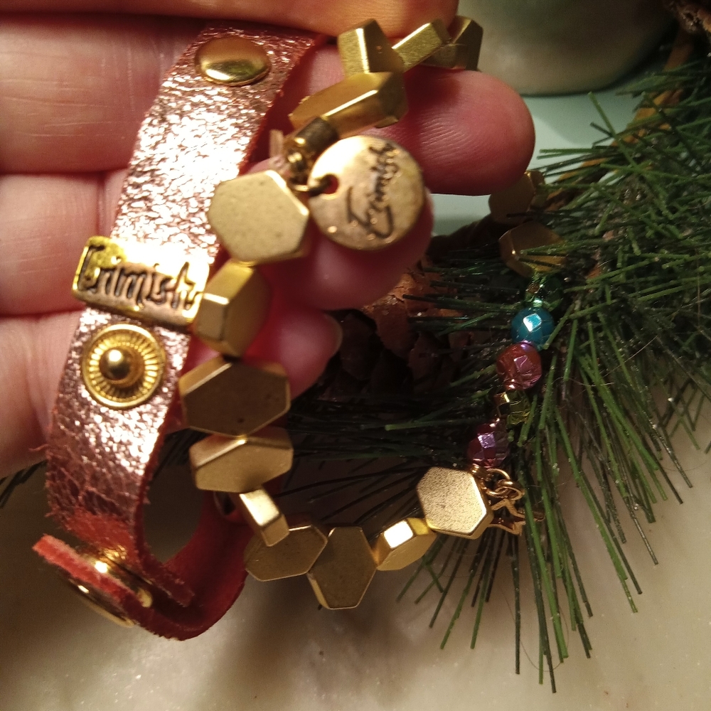 Emerish Bracelet - Picture 3 of 4